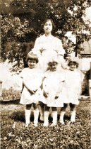 Edna Brumback Baker and daughters